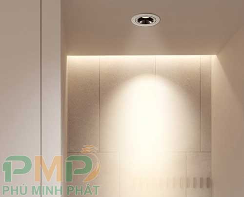 Lắp đặt đèn led âm trần thông minh xoay góc FPT cho cửa hàng Lắp đặt đèn led âm trần thông minh xoay góc FPT cho cửa hàng