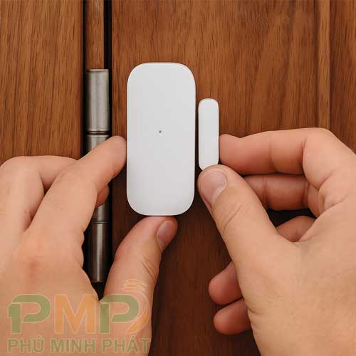 Lắp đặt cảm biến cửa cho gia đình